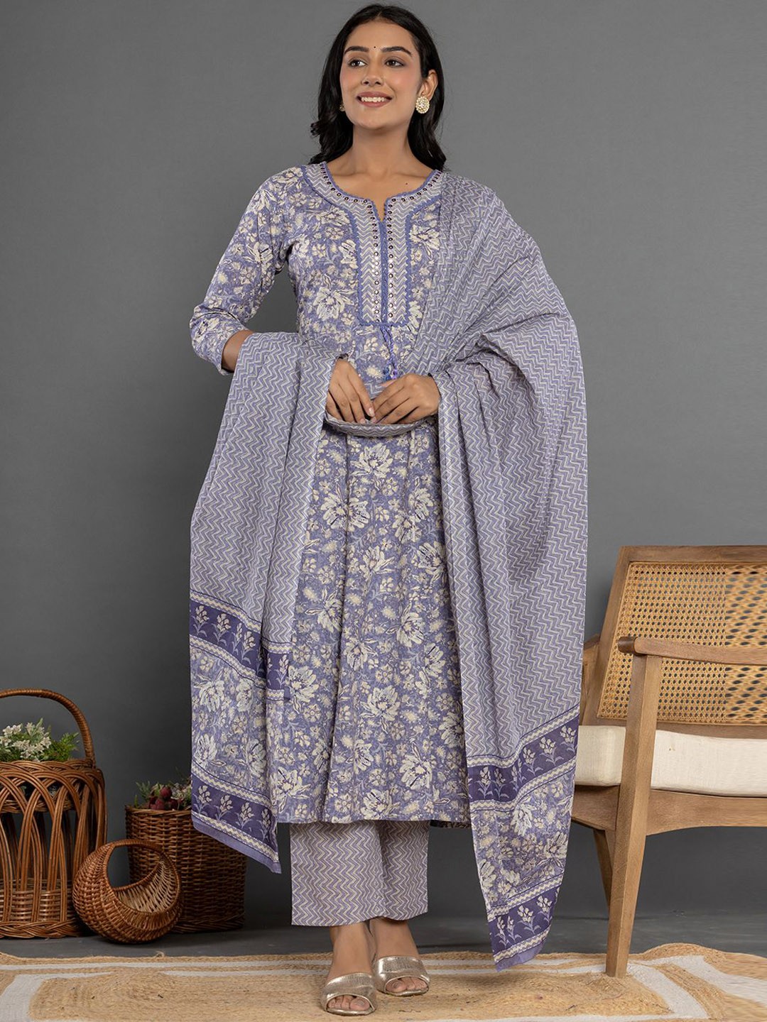 

Yufta Floral Printed Pure Cotton Anarkali Kurta & Trousers With Dupatta, Purple