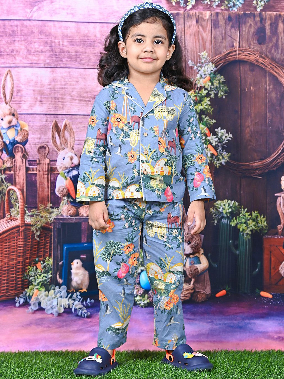 

MOOBA Girls Printed Night suit, Olive