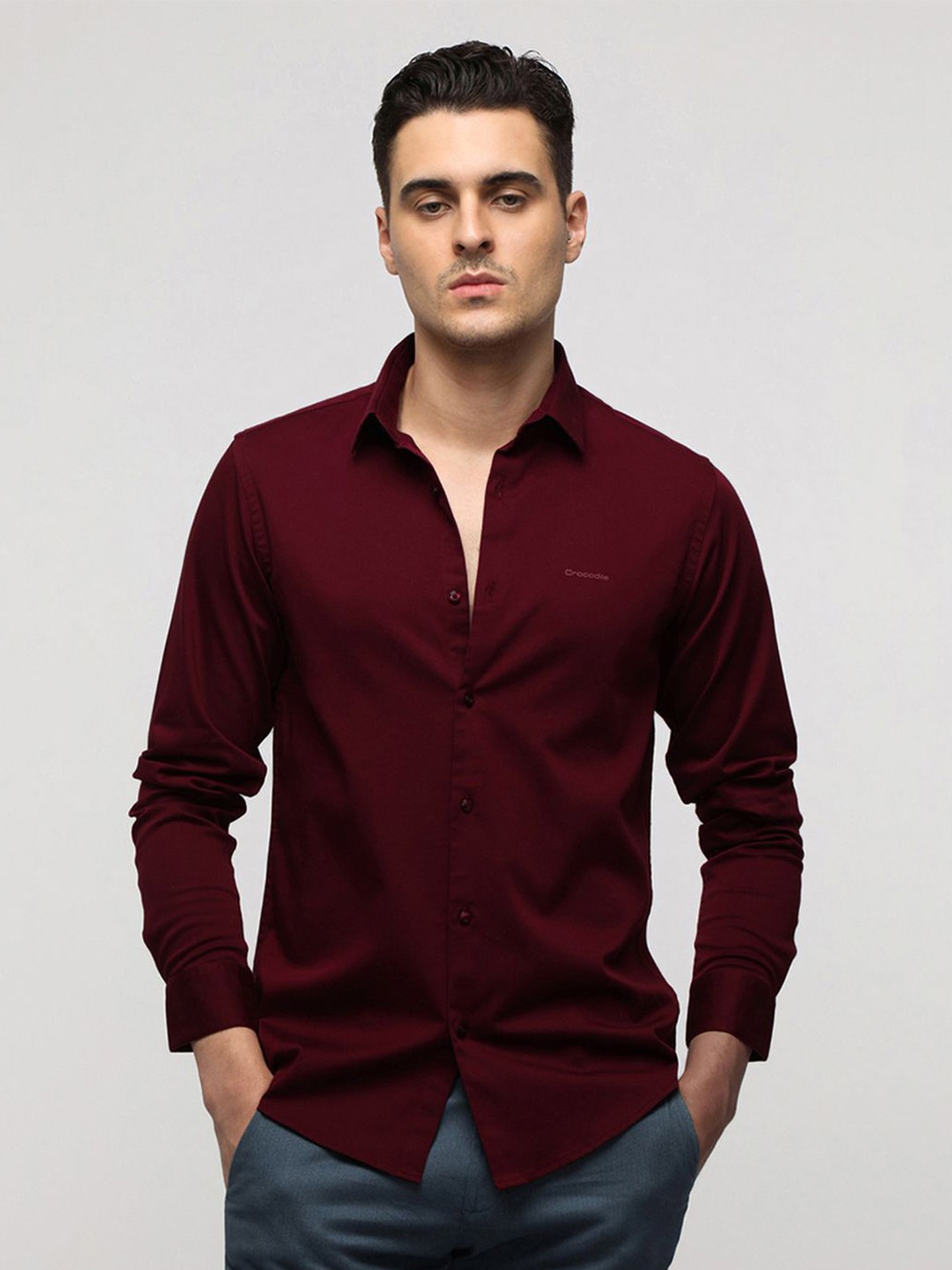 

Crocodile Spread Collar Slim Fit Casual Shirt, Maroon