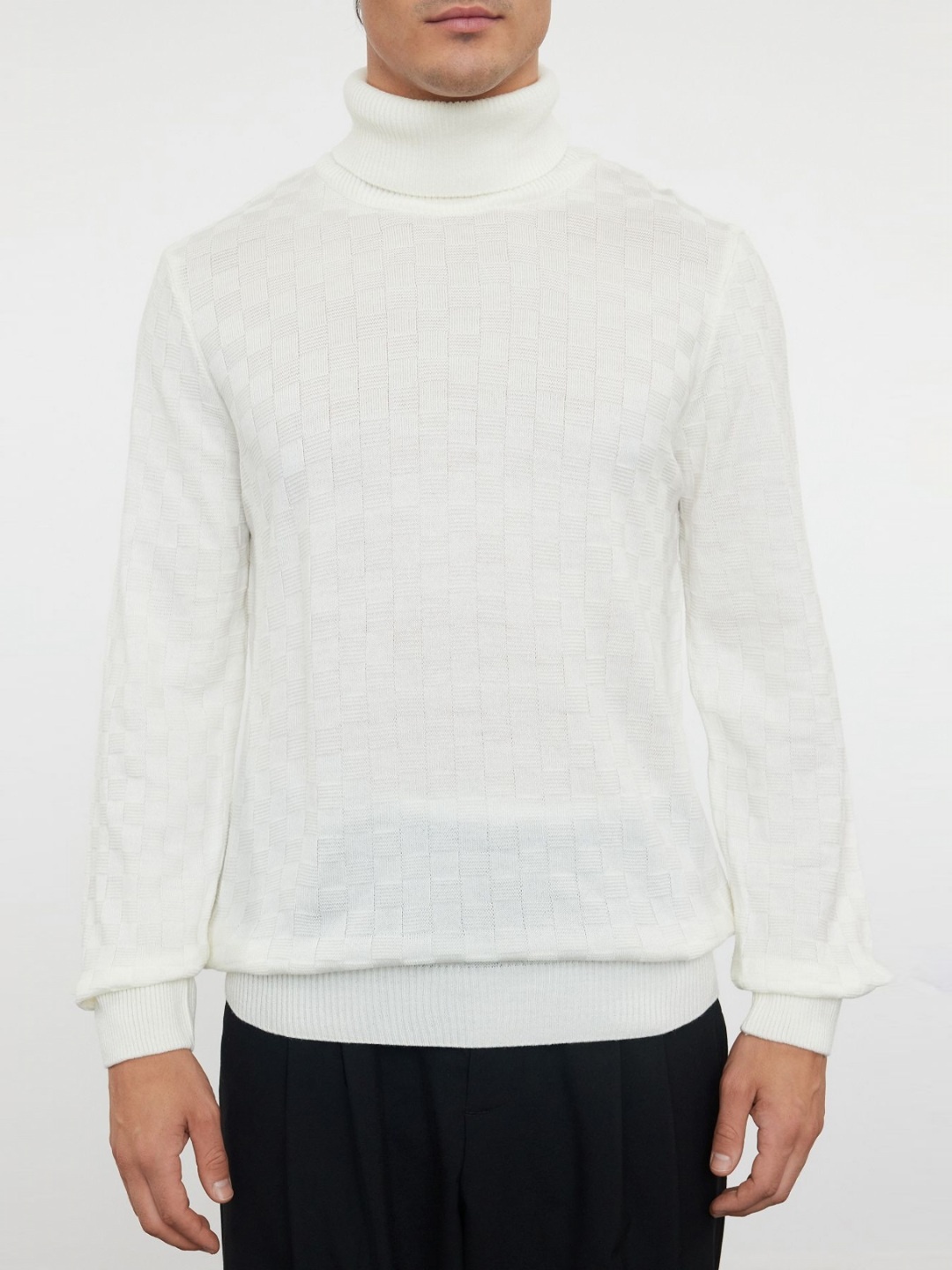 

Trendyol Men Solid High Neck Acrylic T-Shirt, Off white