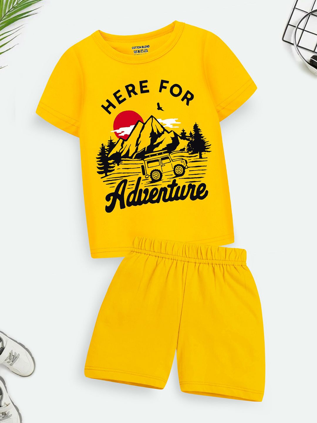 

YK X Trampoline Kids Printed Round Neck T-shirt With Shorts, Yellow