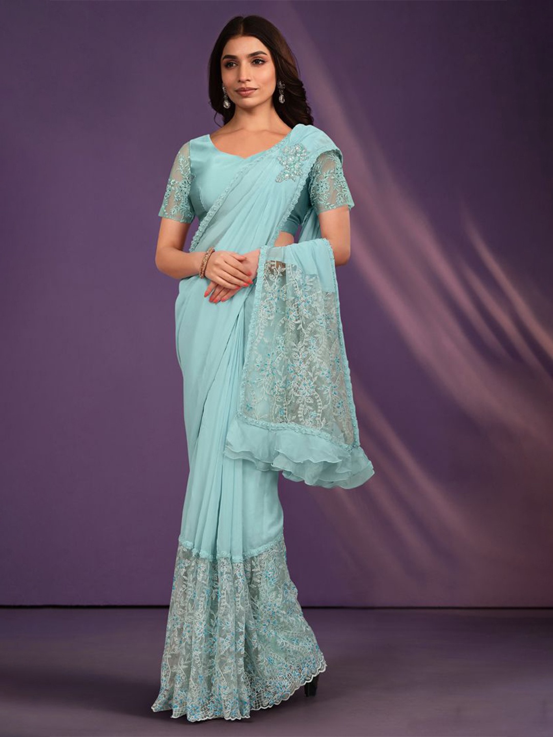 

Nimayaa Embroidered solid Saree, Blue