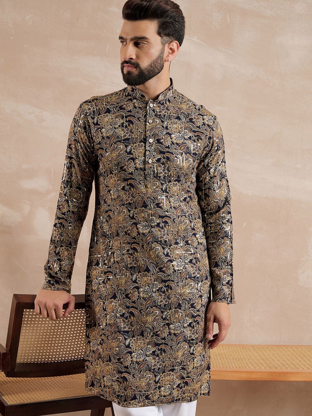 

Anouk Floral Printed Mandarin Collar Sequinned Straight Kurta, Yellow