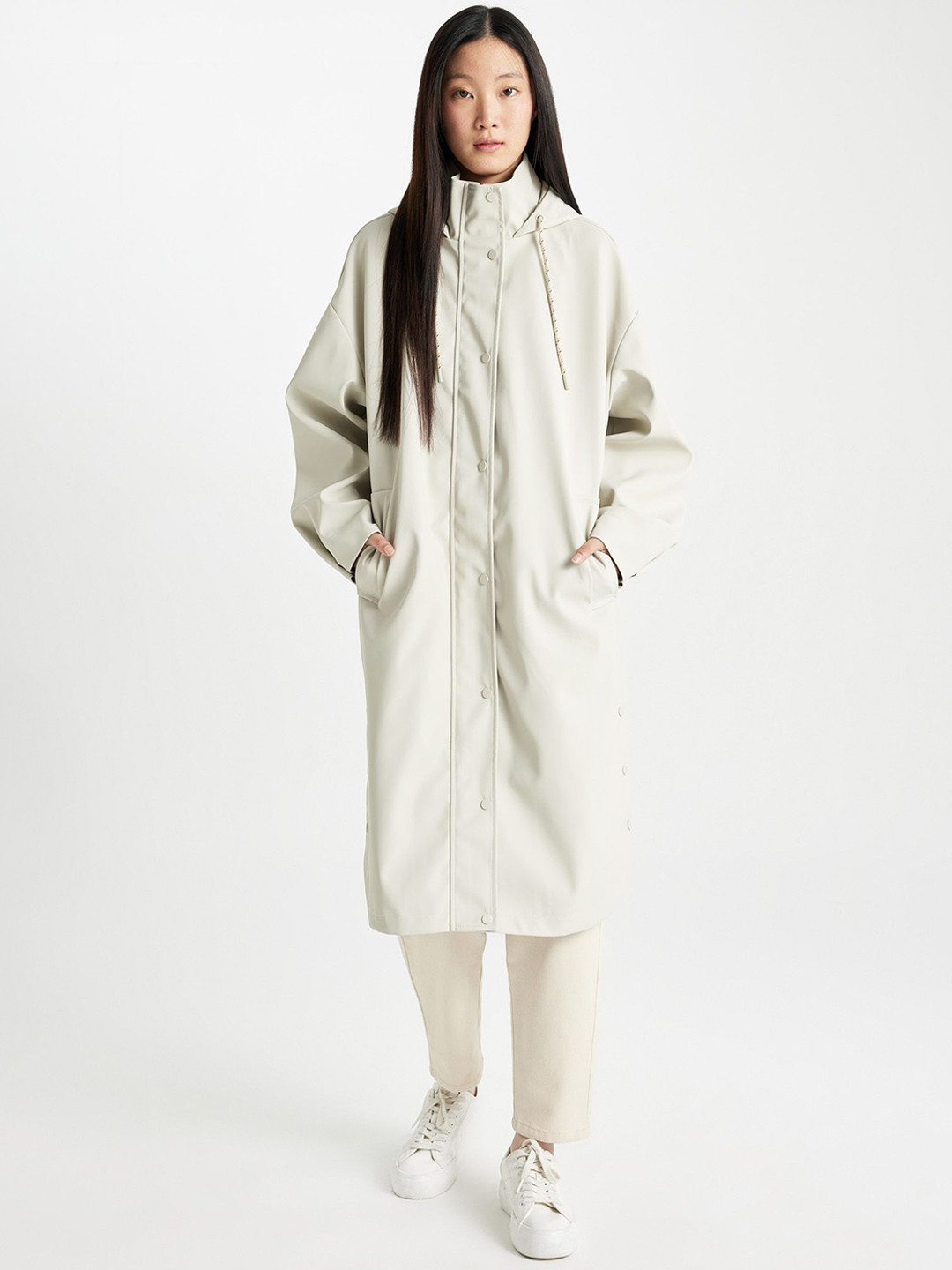 

DeFacto Hooded Rain Jacket, White