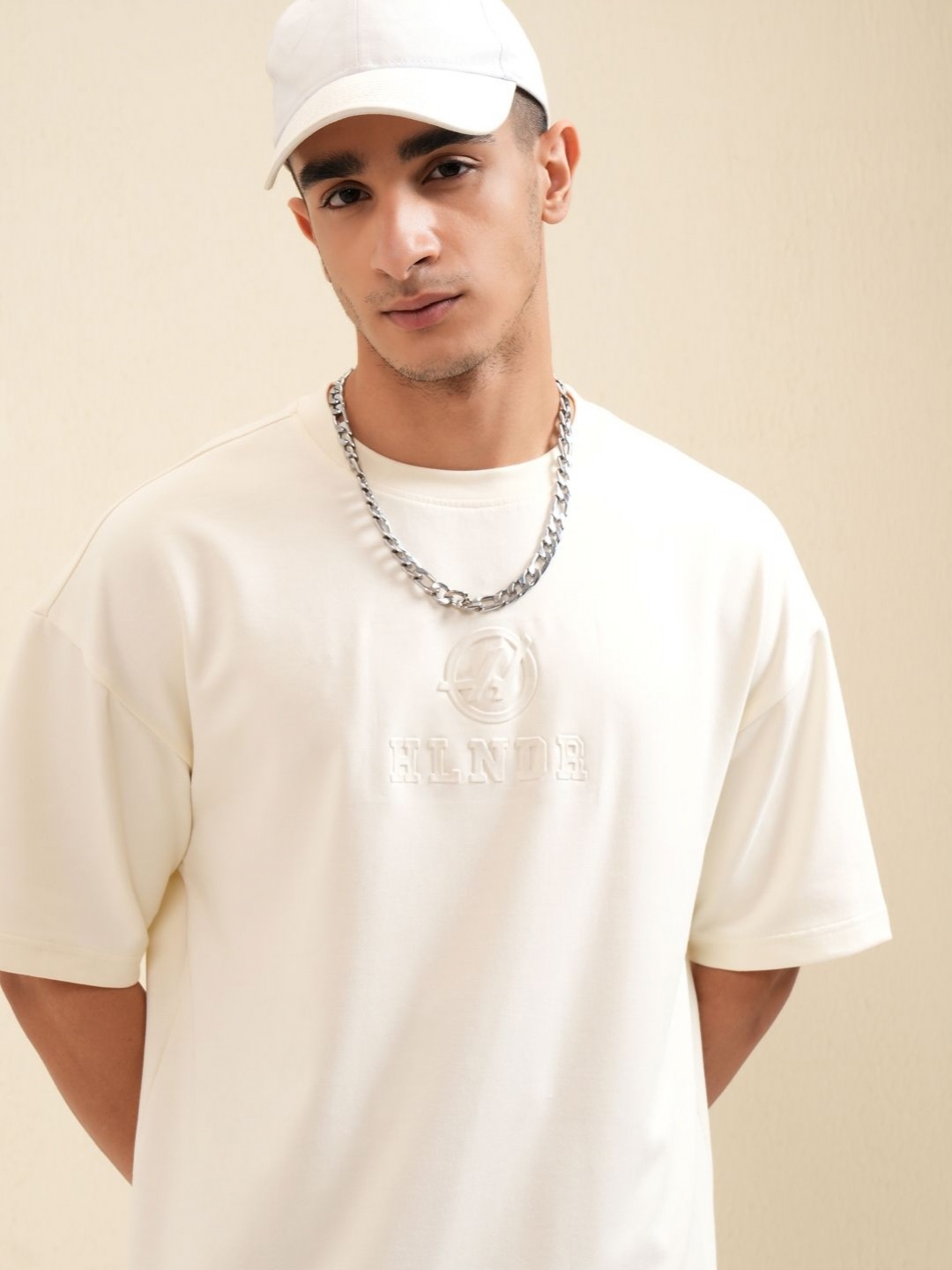 

HIGHLANDER Men Solid Round Neck Cotton Oversized T-shirt, Off white
