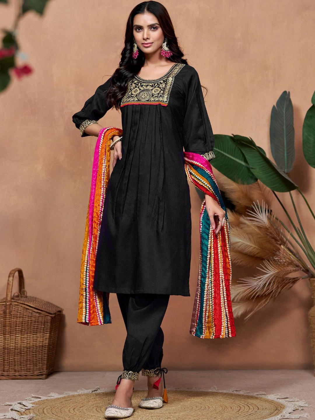 

KALINI Floral Yoke Design Sequinned Straight Kurta With Salwar & Dupatta, Black