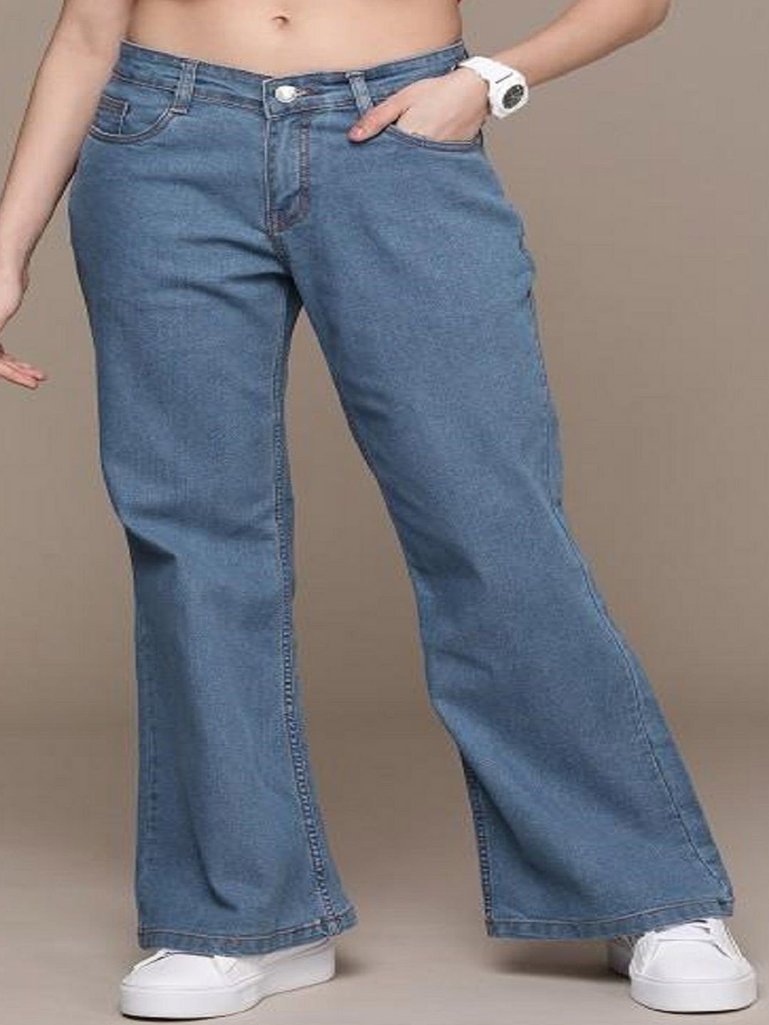 

Perfect Outlet Women Boyfriend Fit High-Rise Light Fade Jeans, Blue