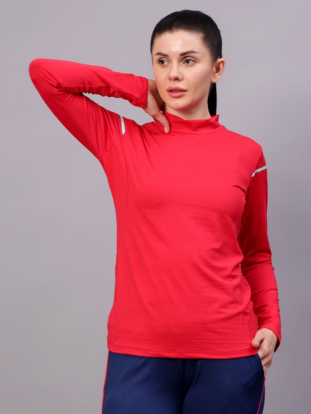

VECTOR X Women Solid Round Neck T-shirt, Red