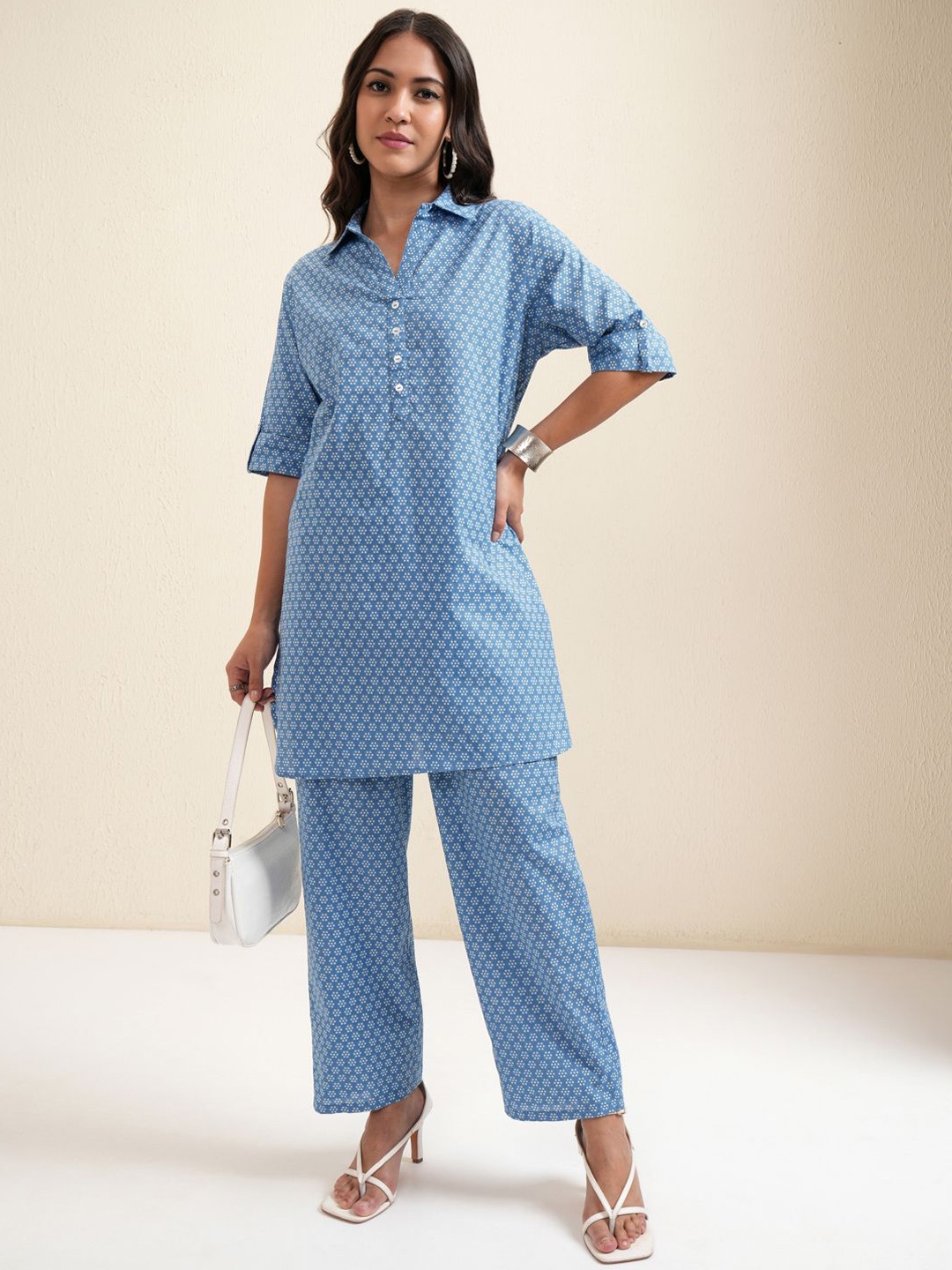 

Vishudh Printed Tunic With Trouser, Blue