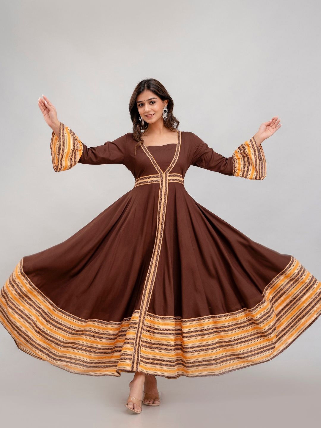

Jaipurite Gotta Patti V Neck Anarkali Kurta, Brown