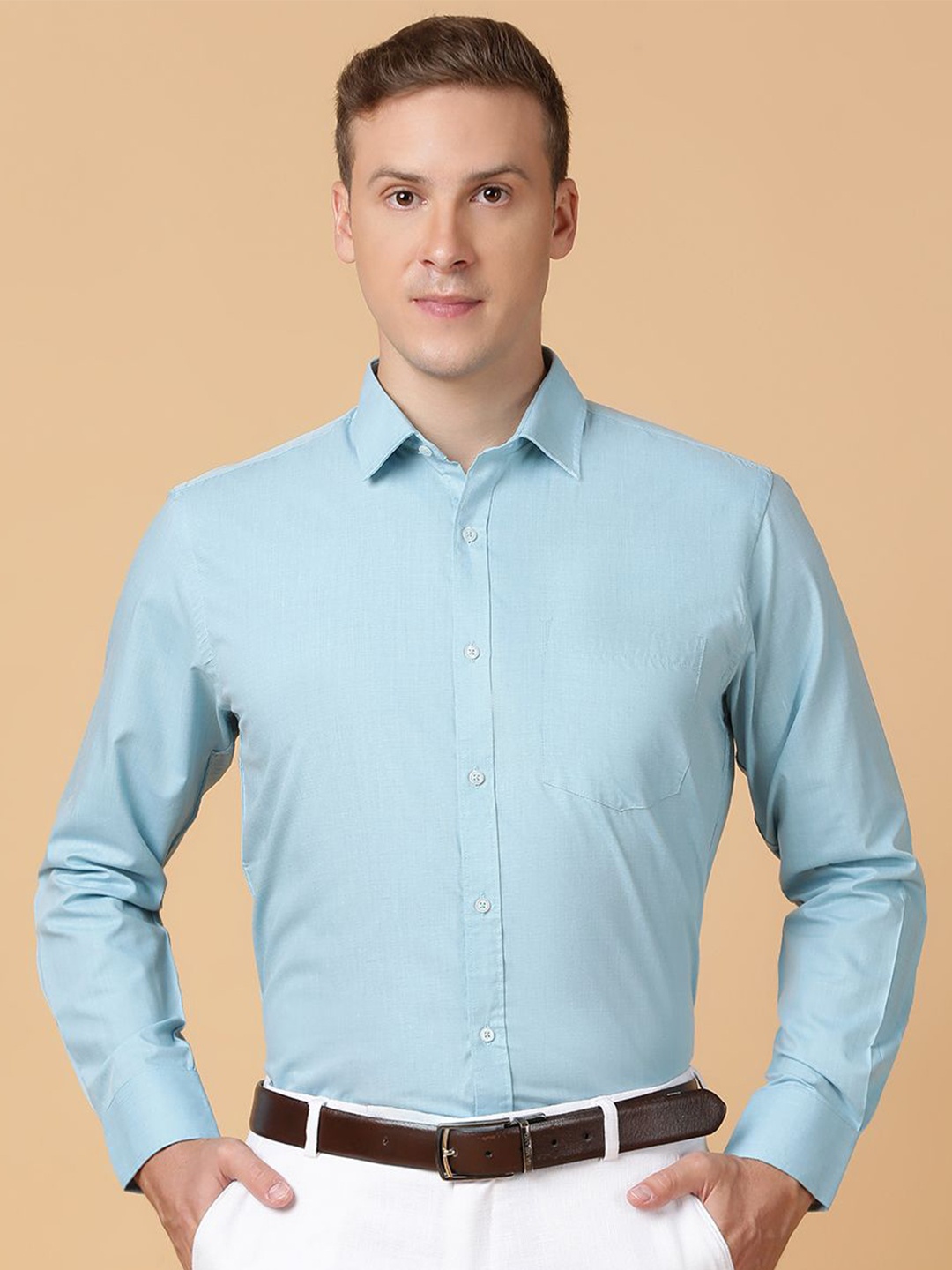 

TABARD Men Spread Collar Solid Cotton Formal Shirt, Green