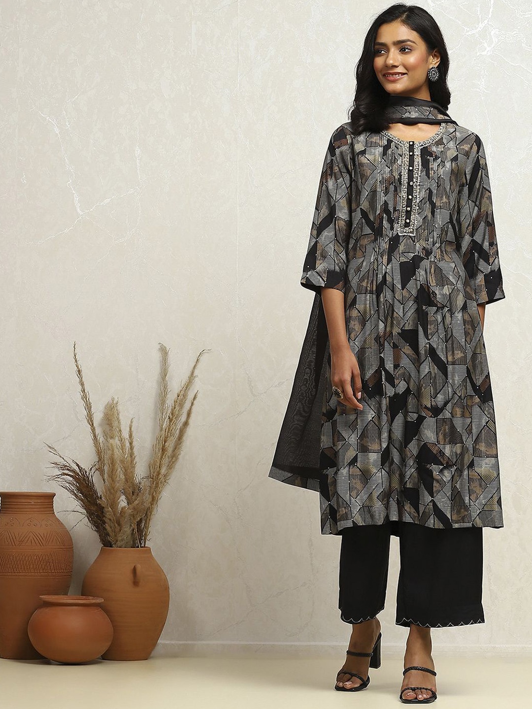 

Biba Geometric Printed Regular Sequinned A-Line Kurta with Palazzos & Dupatta, Black