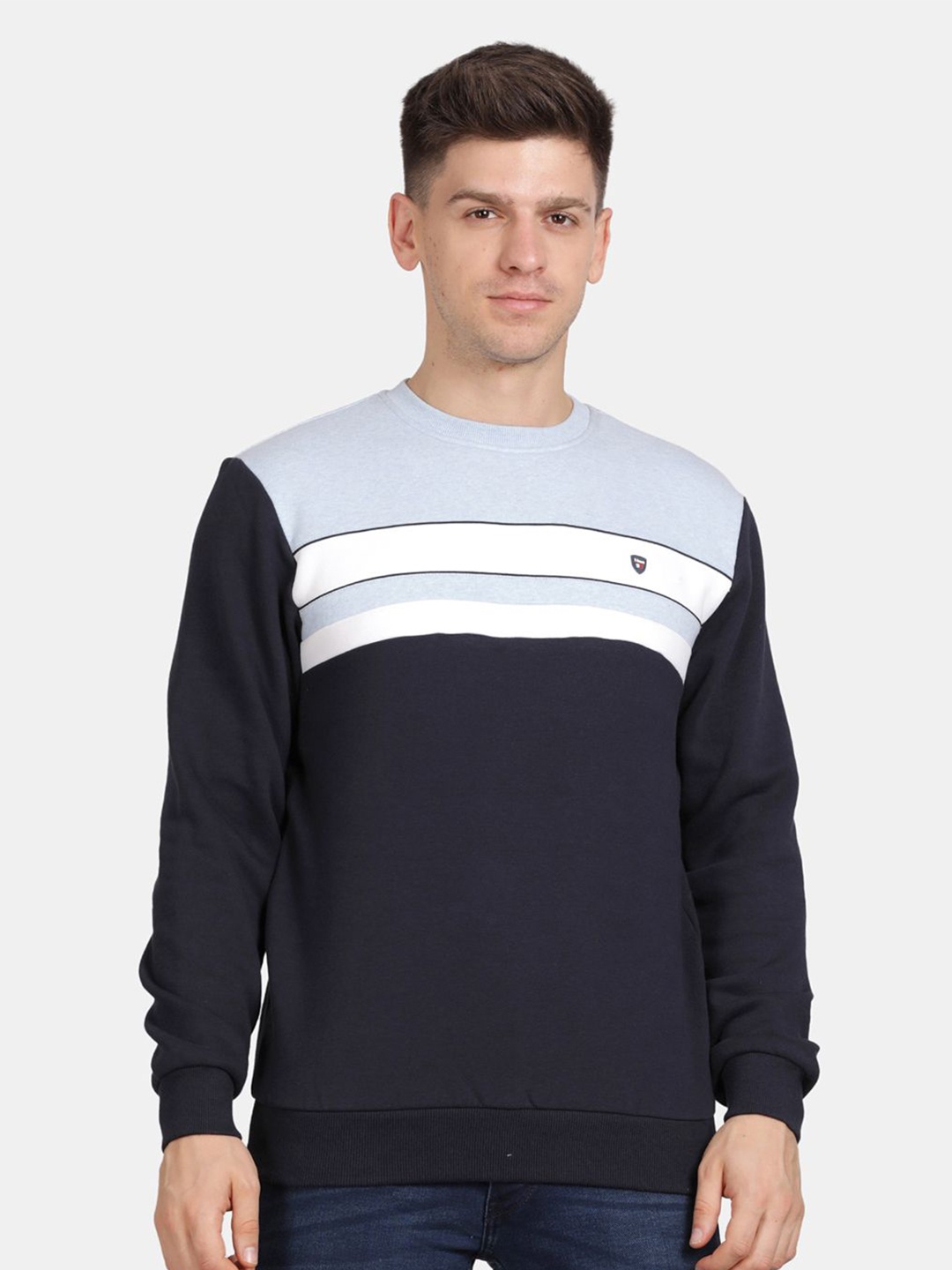 

t-base Men Colourblocked Sweatshirt, Blue