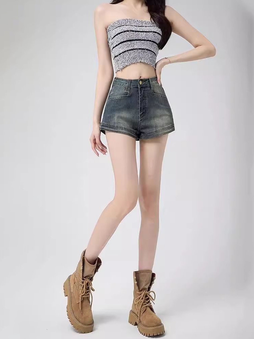 

StyleCast Women Slim Fit High-Rise Denim Shorts, Blue