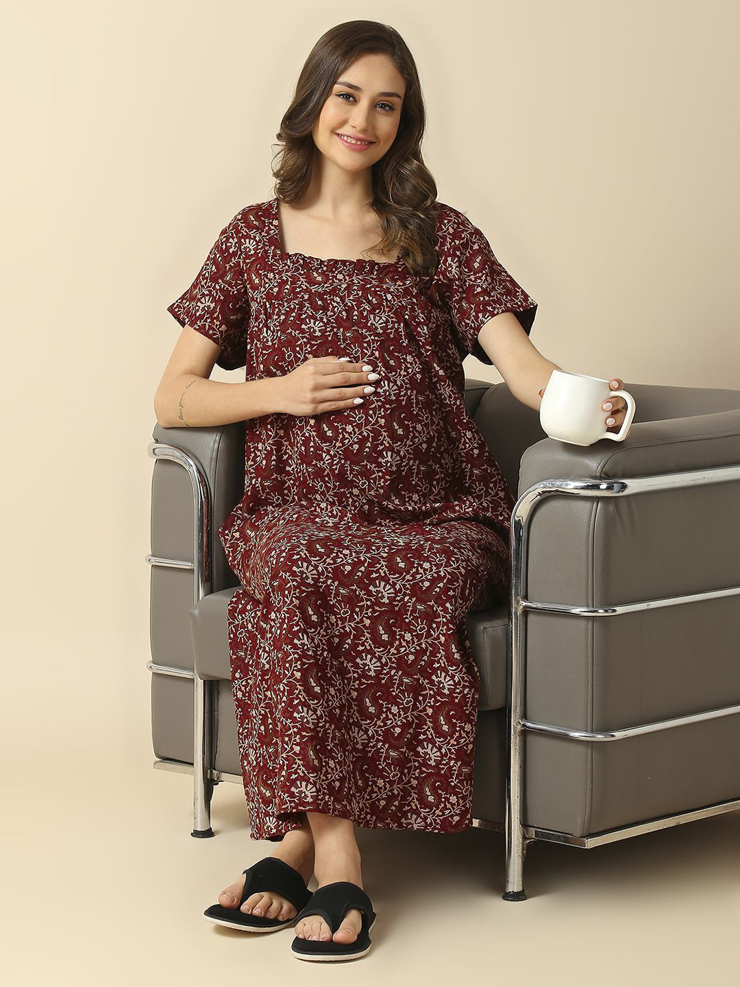 

MomToBe Women Floral Printed Maxi Nightdress, Maroon