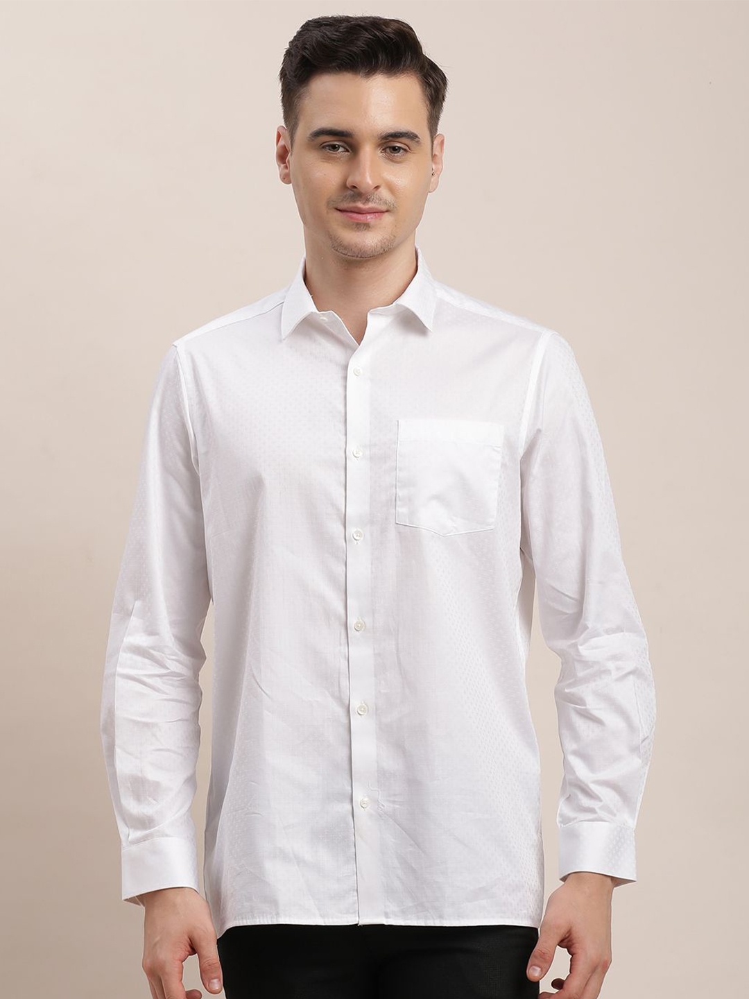 

Turtle Men Standard Spread Collar Solid Cotton Formal Shirt, White