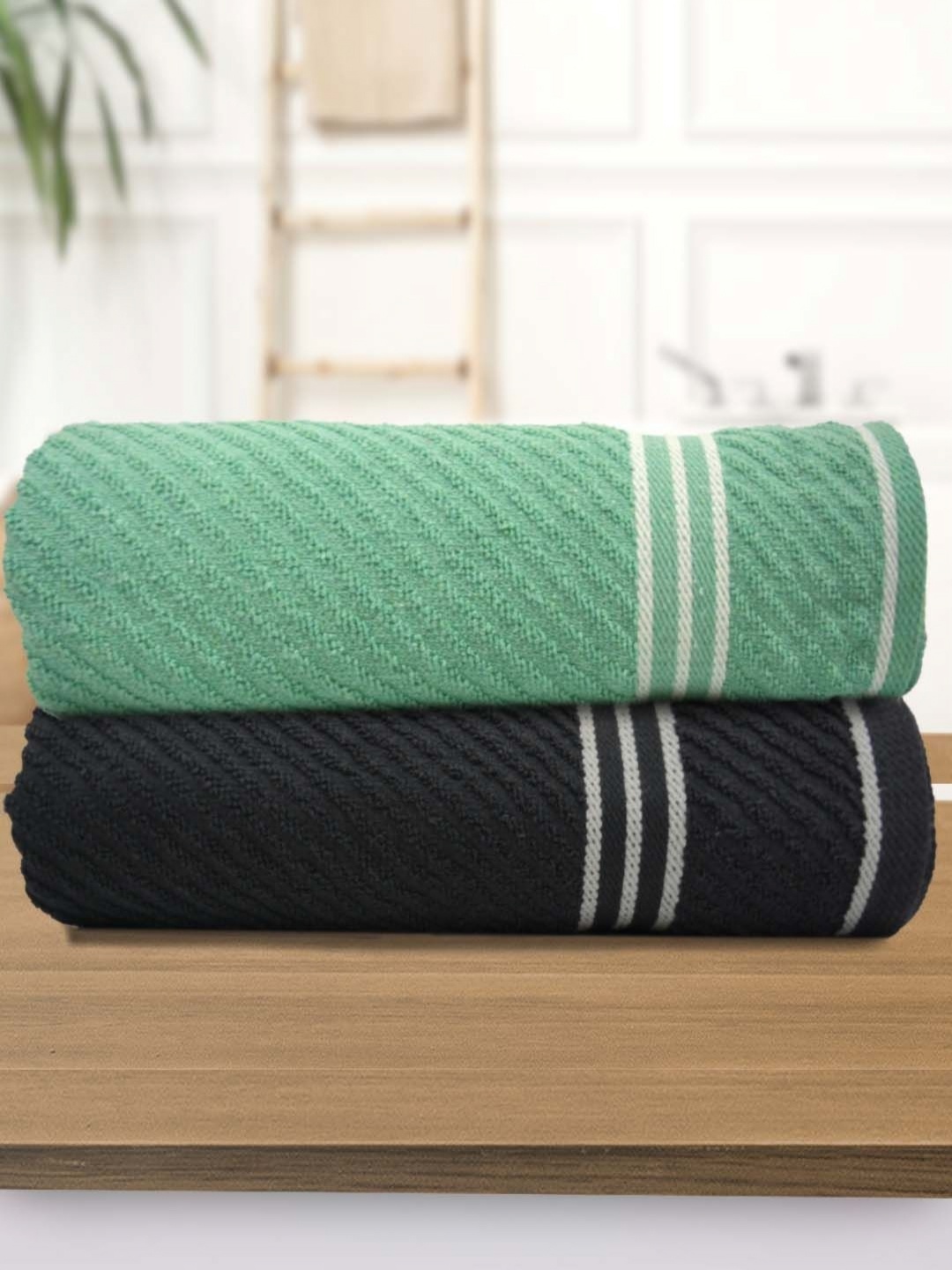 

Aura Green & Black 2 Pieces Cotton 400 GSM Bath Towel