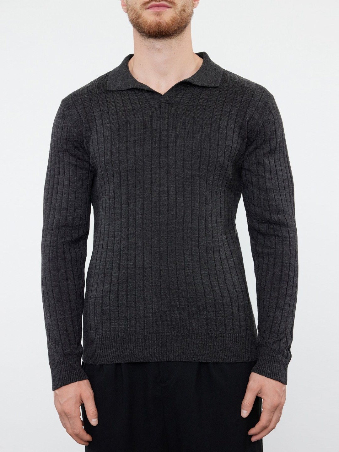 

Trendyol Men Solid Shirt Collar Sweatshirt, Grey