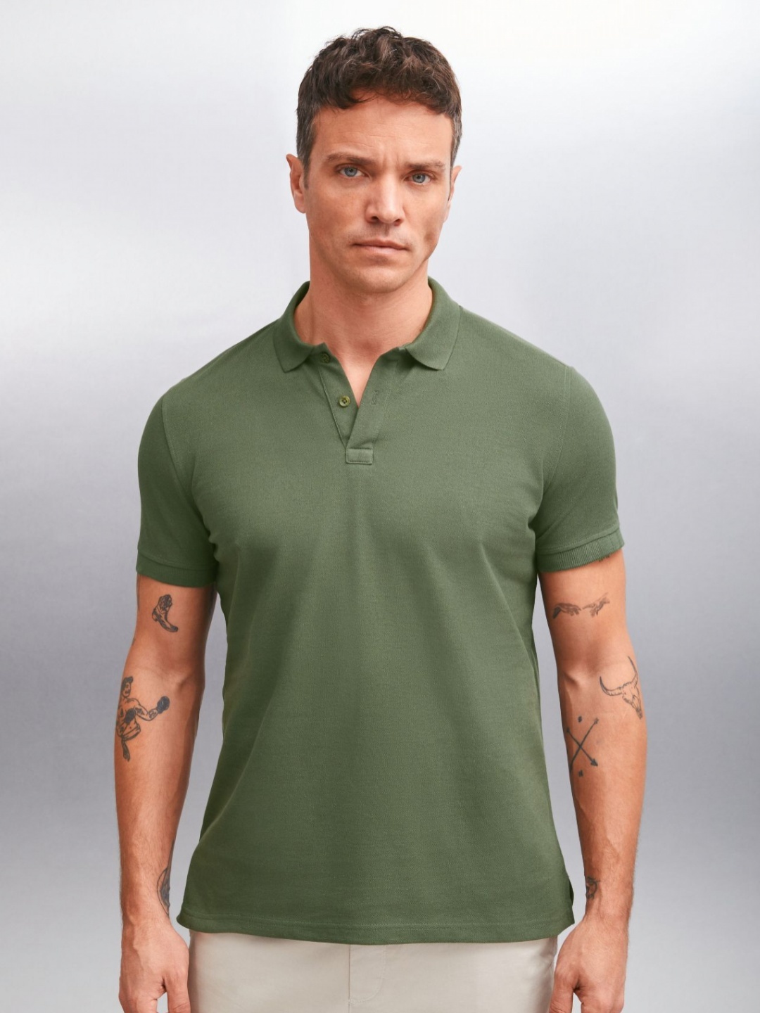 

GRIMELANGE Men Solid Polo Collar Cotton T-Shirt, Olive