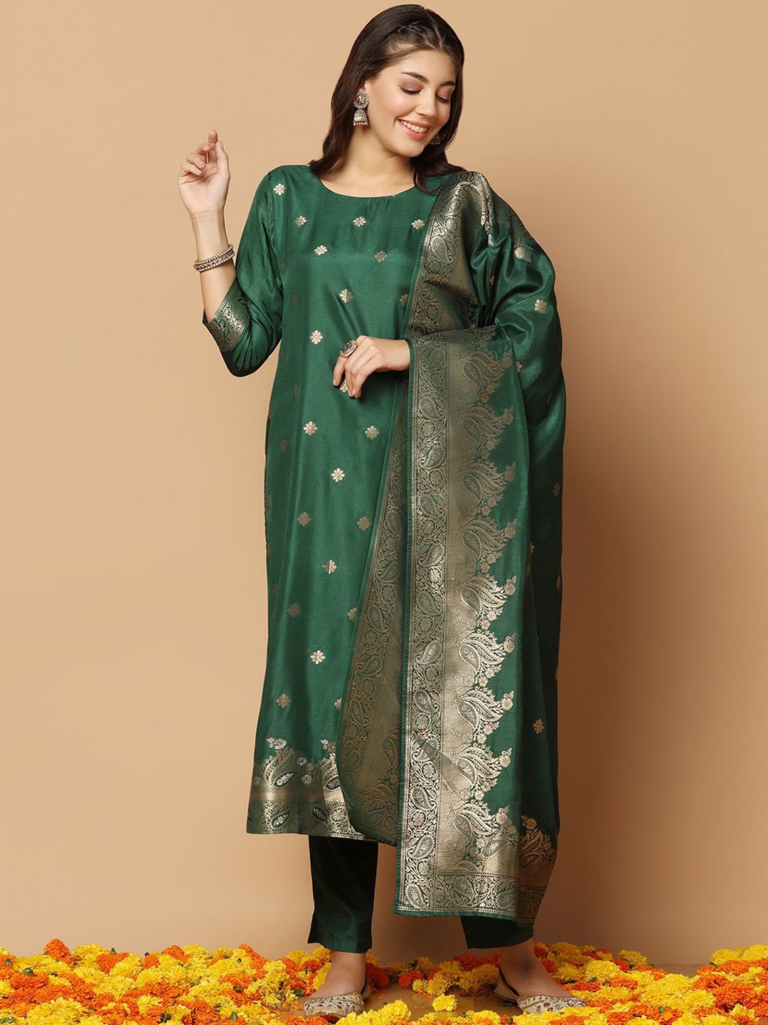 

BAESD Floral Woven Design Regular Jacquard Straight Kurta with Trousers & Dupatta, Green