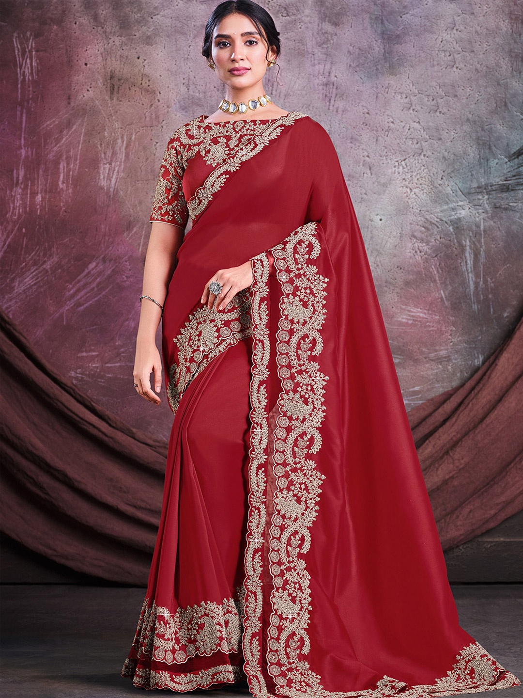 

Nimayaa Women Solid Embroidered Saree, Maroon