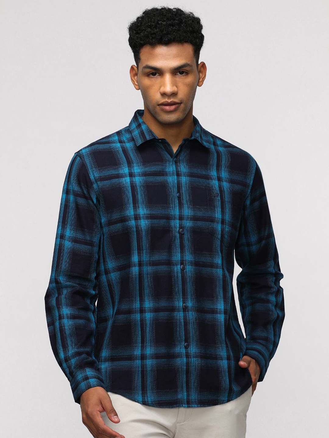 

Crocodile Men Comfort Spread Collar Tartan Checked Cotton Casual Shirt, Blue