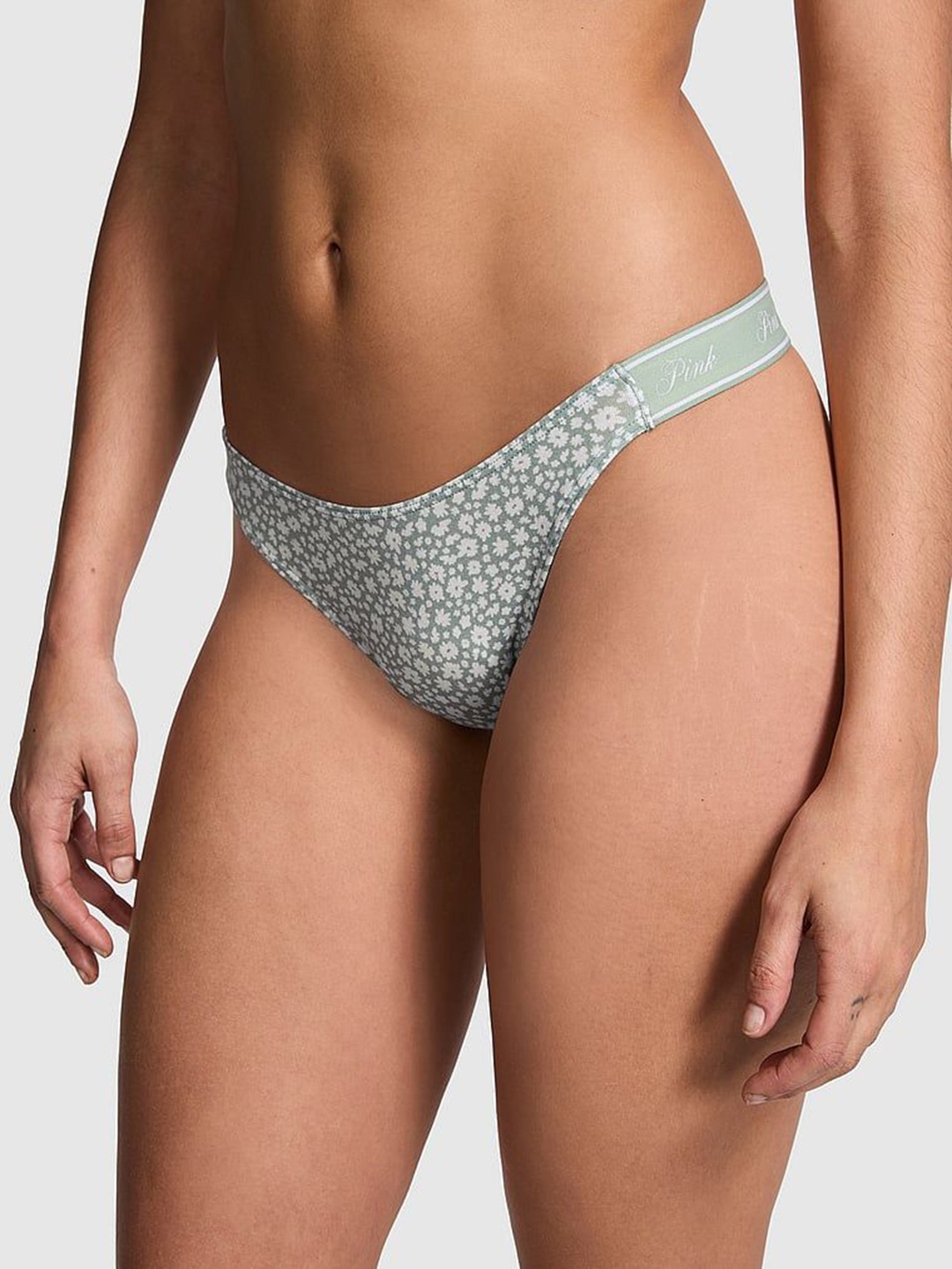 

Victoria's Secret Floral Printed Low-Rise Thongs112458406CF8, Green