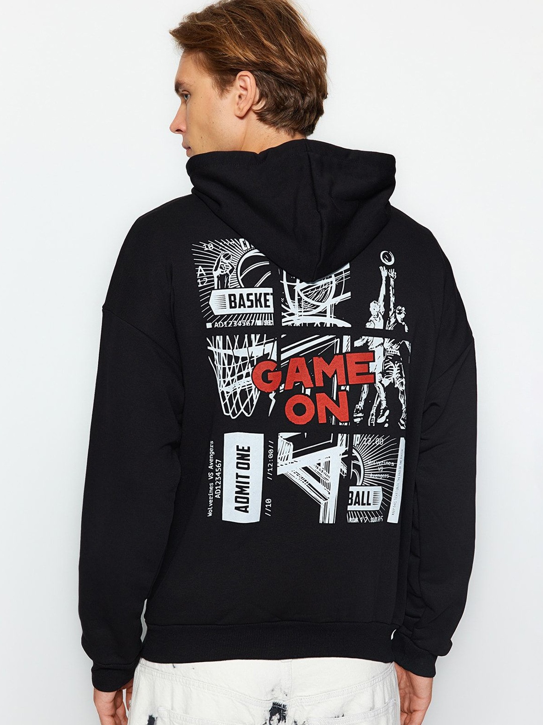 

Trendyol Men Graphic Printed Sweatshirt, Black
