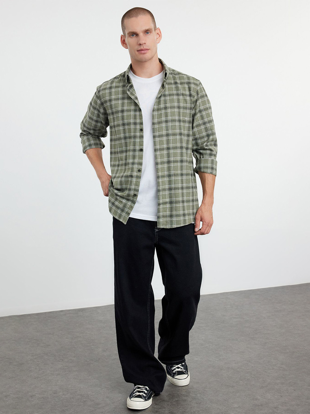 

Trendyol Men Spread Collar Tartan Checked Cotton Casual Shirt, Green