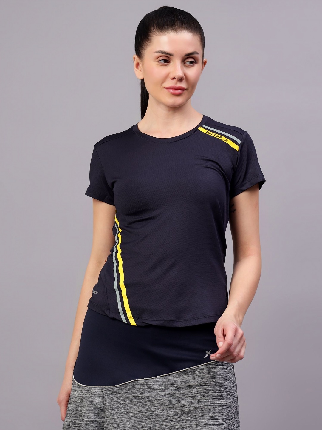 

VECTOR X Women Solid Round Neck T-Shirt, Navy blue