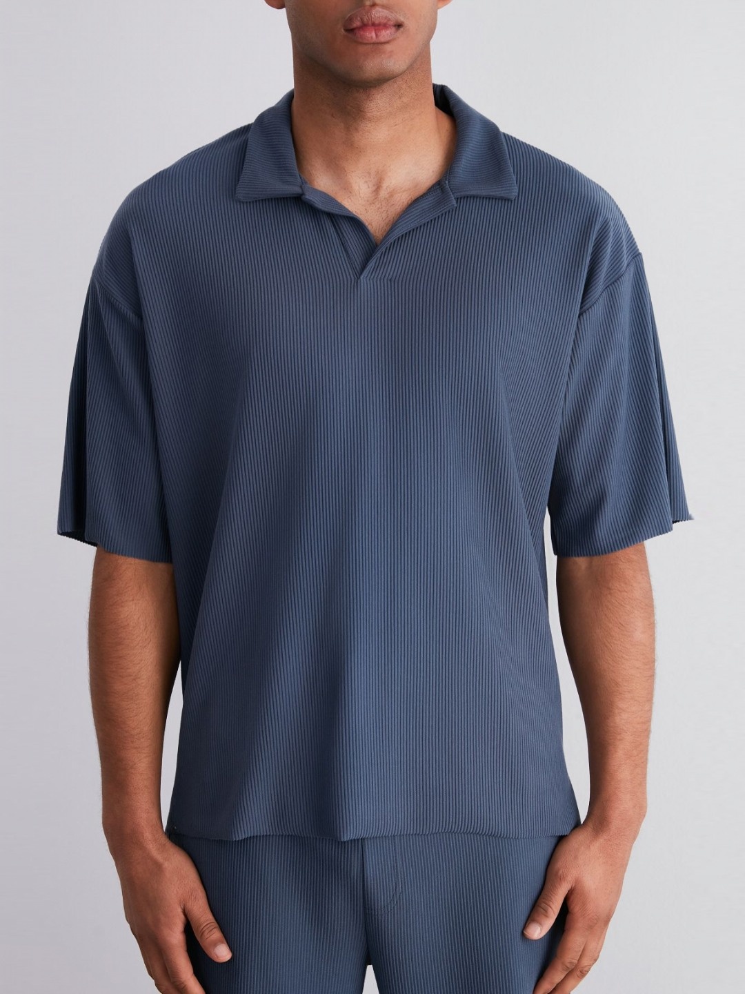 

Trendyol Men Self Design Polo Collar T-Shirt, Navy blue