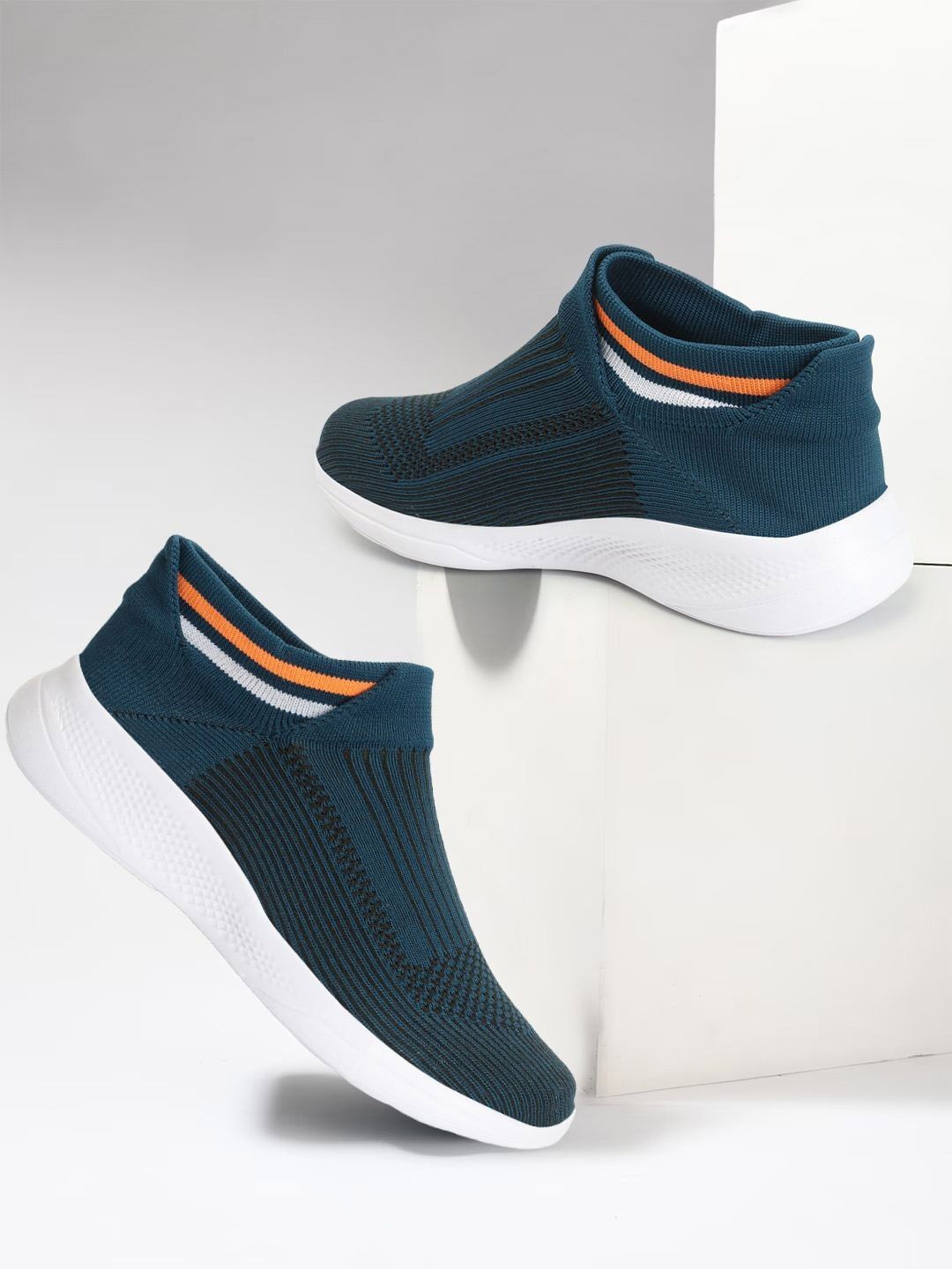 

SPRENGE Men Woven Design Slip-On Sneakers, Teal