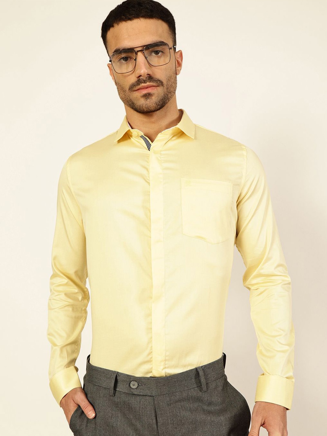 

Thomas Scott Men Premium Cutaway Collar Solid Cotton Formal Shirt, Yellow