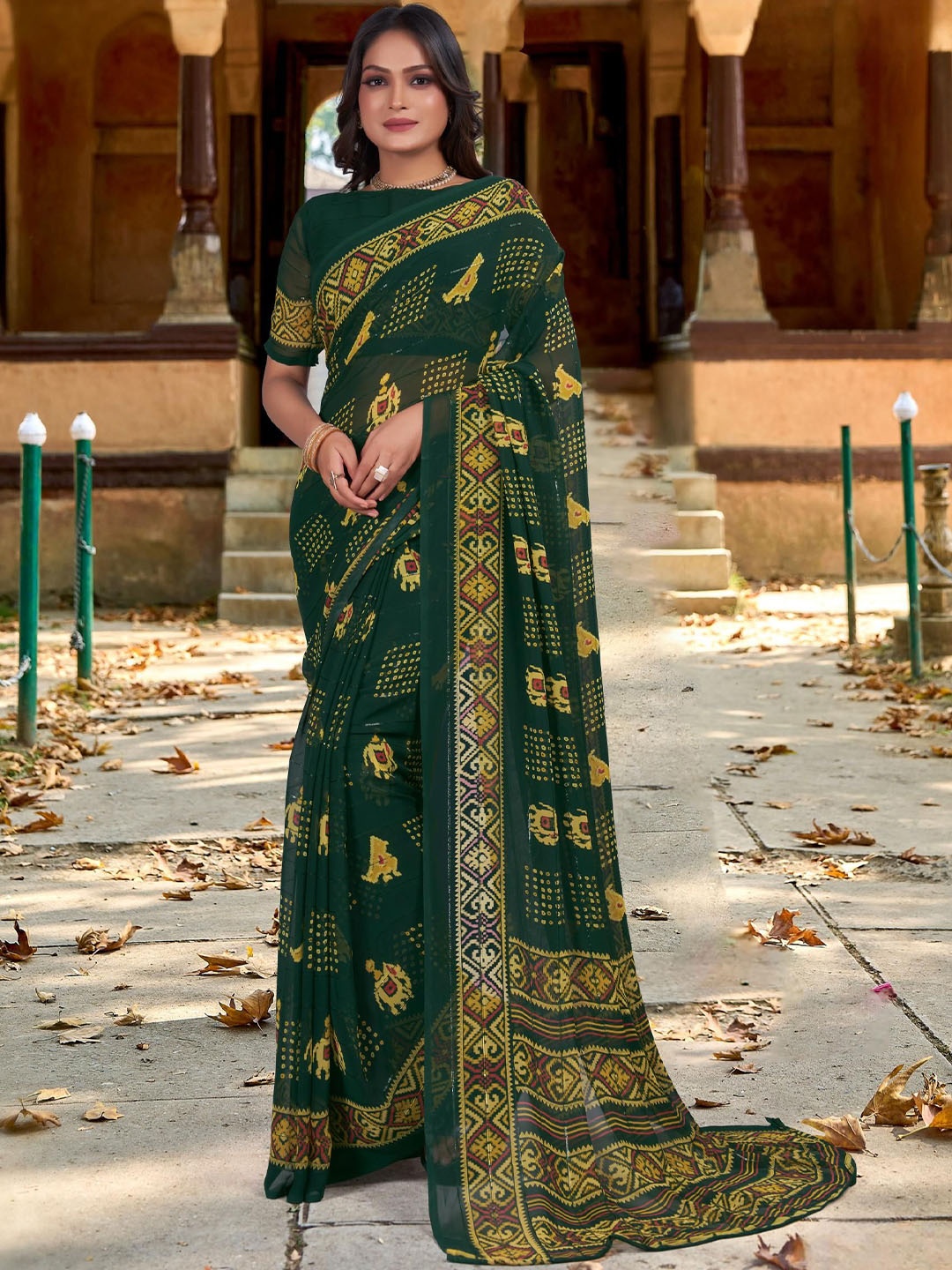 

Mitera Bandhani Pure Georgette Bandhani Saree, Green