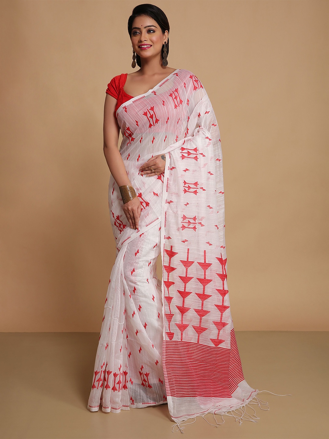 

BENGAL HANDLOOM Ethnic Motifs woven design Taant Saree, White