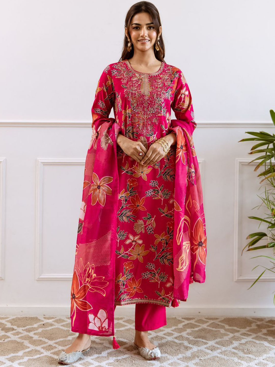 

Anouk Floral Printed Thread Work Chanderi Silk Kurta with Trousers & Dupatta, Pink