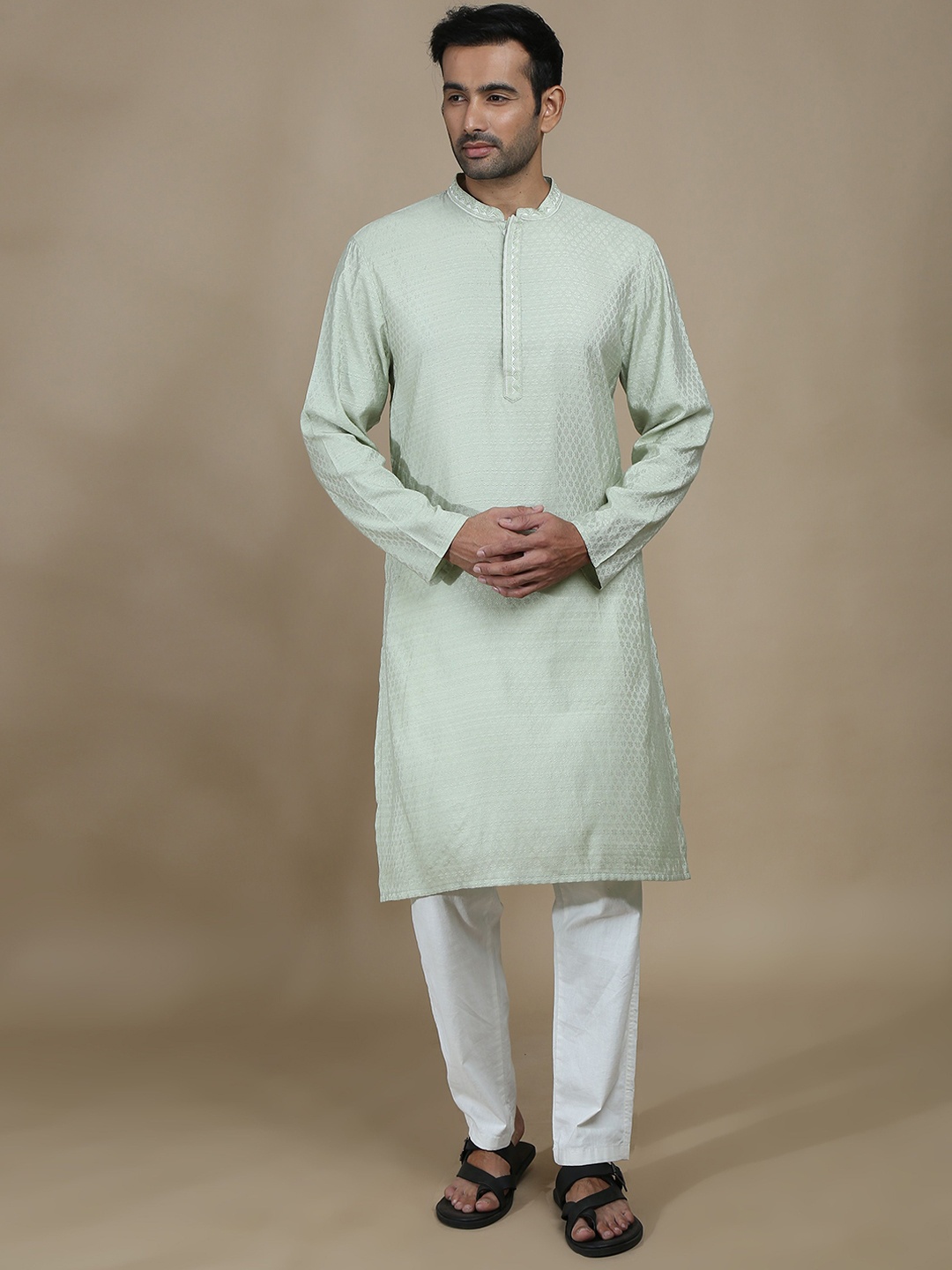 

FILORI Floral Woven Design Mandarin Collar Thread Work Kurta With Trousers, Grey