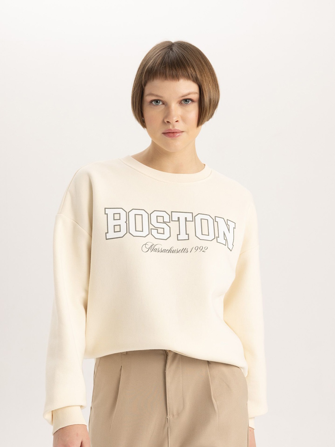 

DeFacto Printed Sweatshirt, Cream