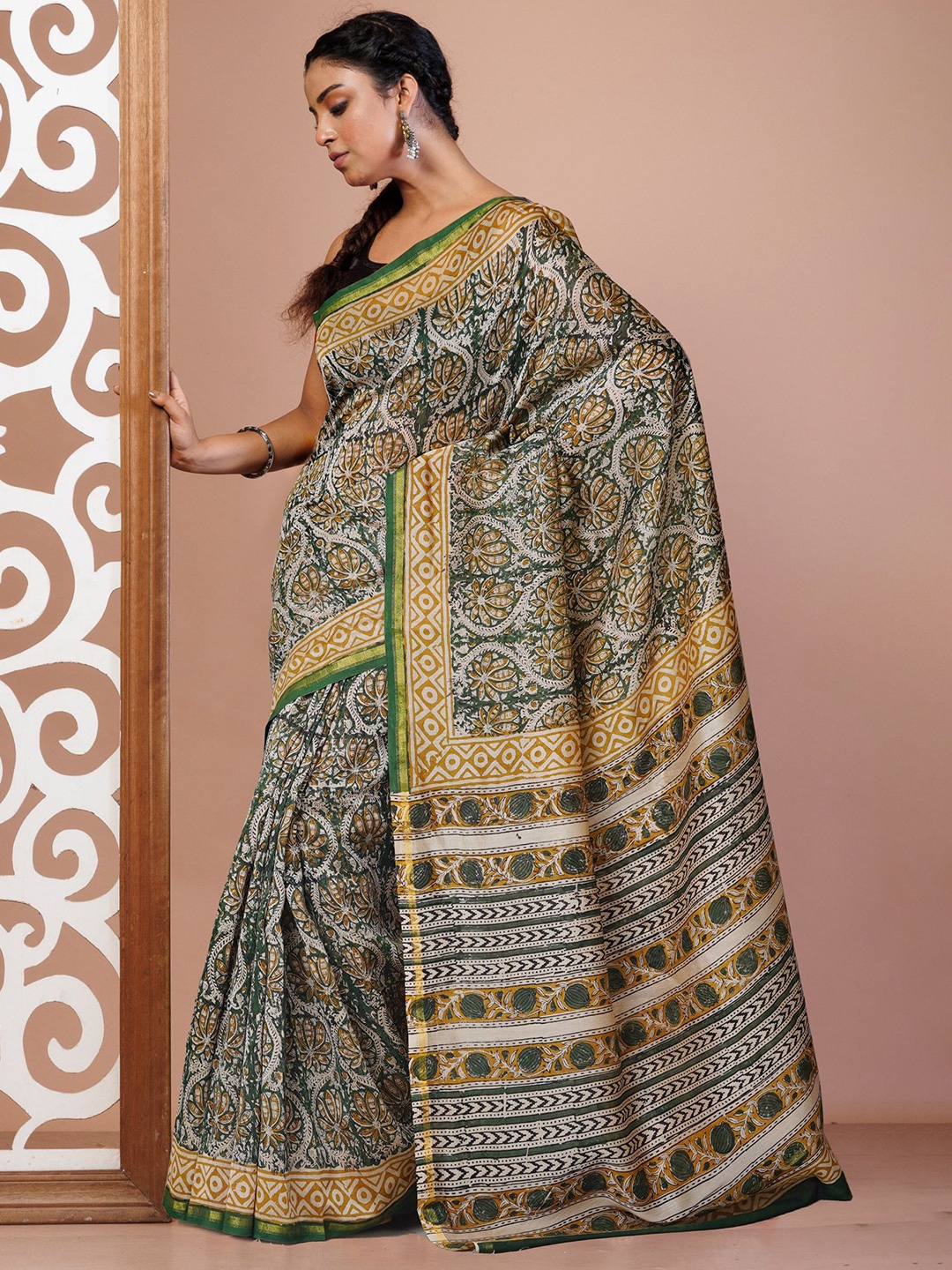 

Unnati Silks Women Bandhani Printed Handloom Chanderi Saree, Green