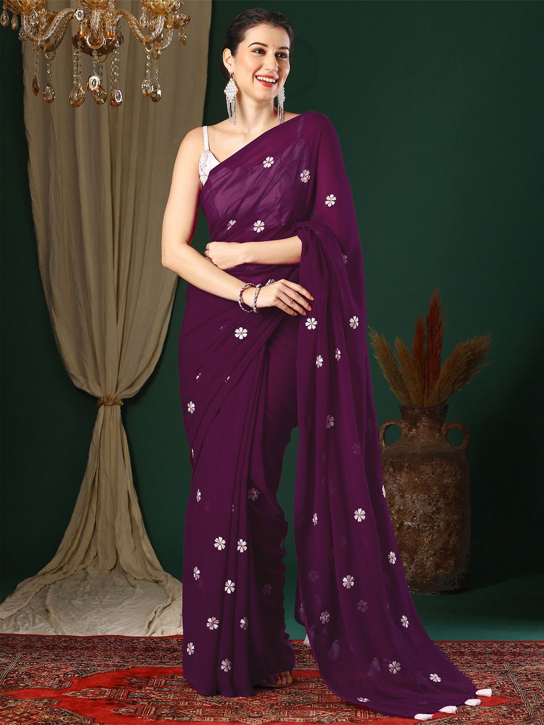 

KALINI Embellished Embroidered Saree, Purple