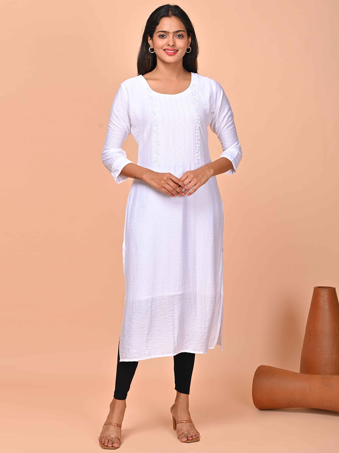 

GOLDSTROMS Women Flared Sleeves Thread Work Kurta, White