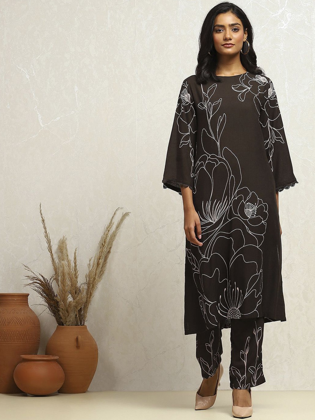 

Biba Floral Printed Straight Kurta With Palazzo, Black