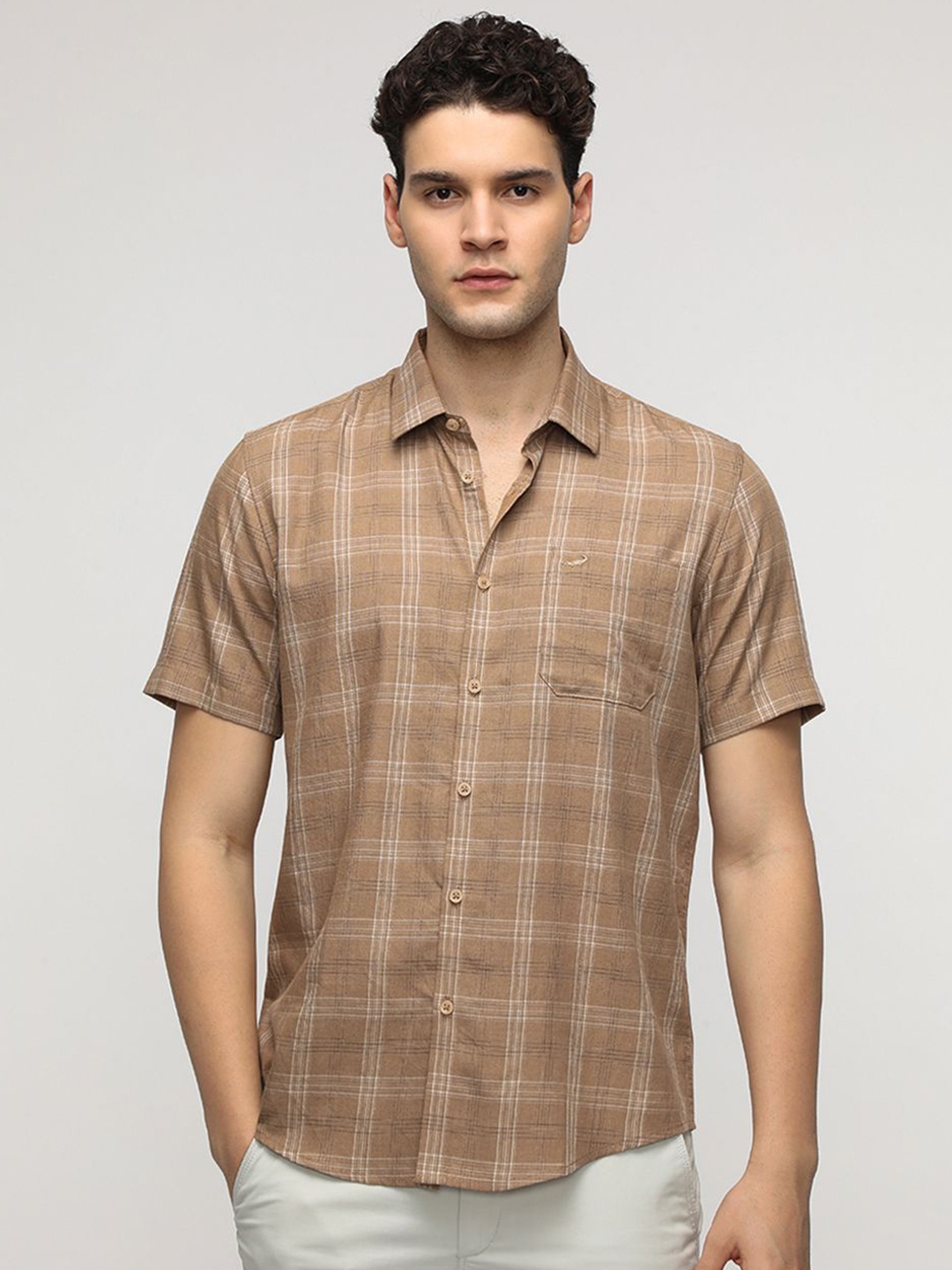 

Crocodile Men Comfort Spread Collar Tartan Checked Cotton Casual Shirt, Brown