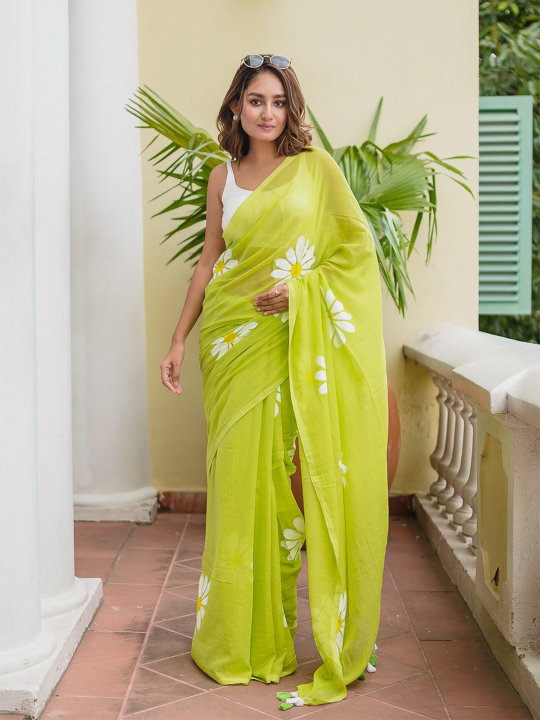 

RODDUR Printed Pure Cotton Saree, Green