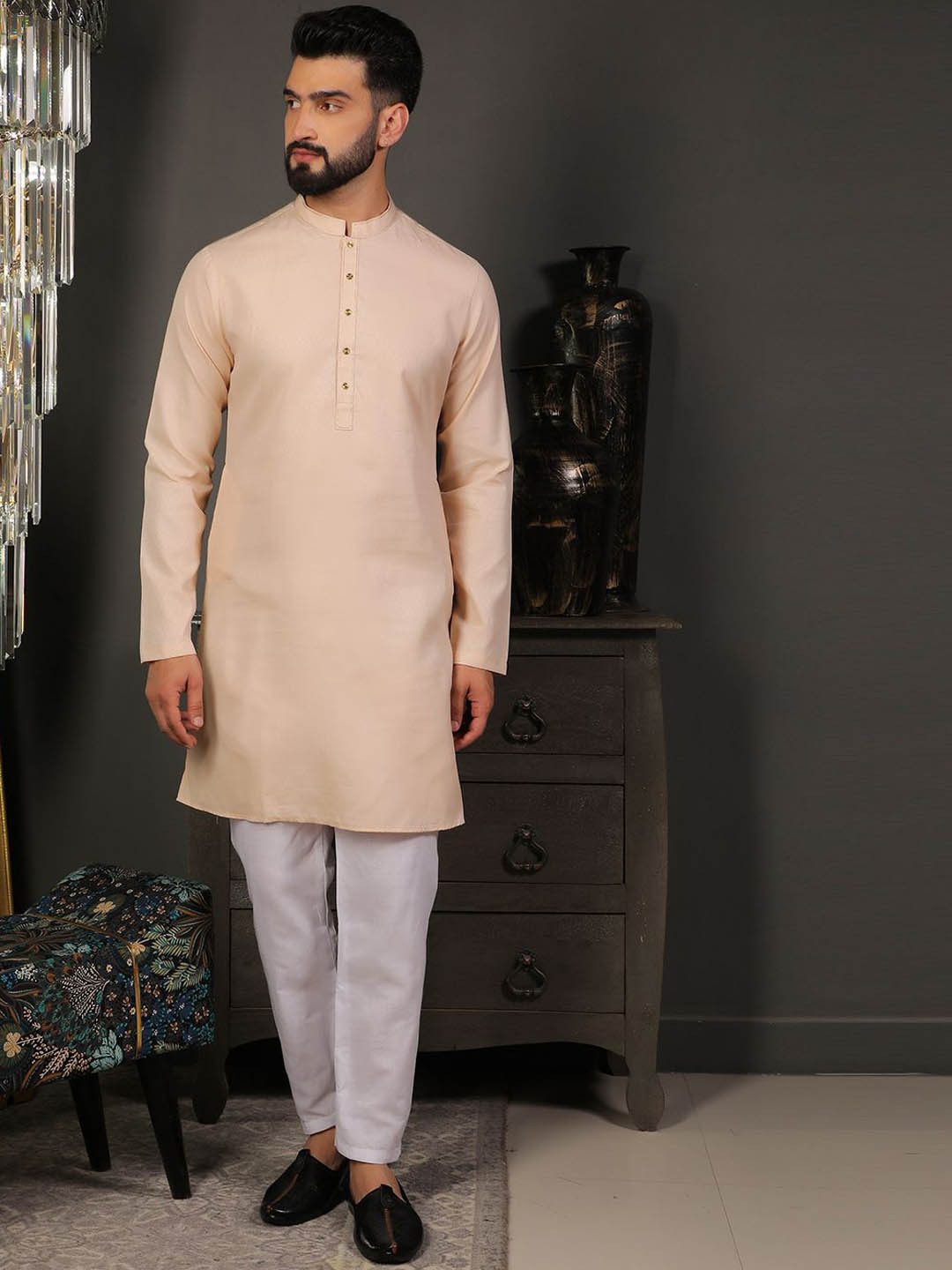 

DEYANN Geometric Woven Design Mandarin Collar Straight Kurta with Pyjamas, Cream