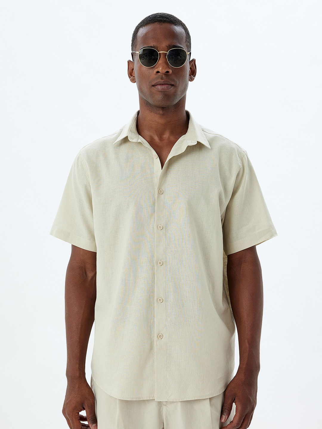 

Koton Men Spread Collar Solid Linen Casual Shirt, Beige