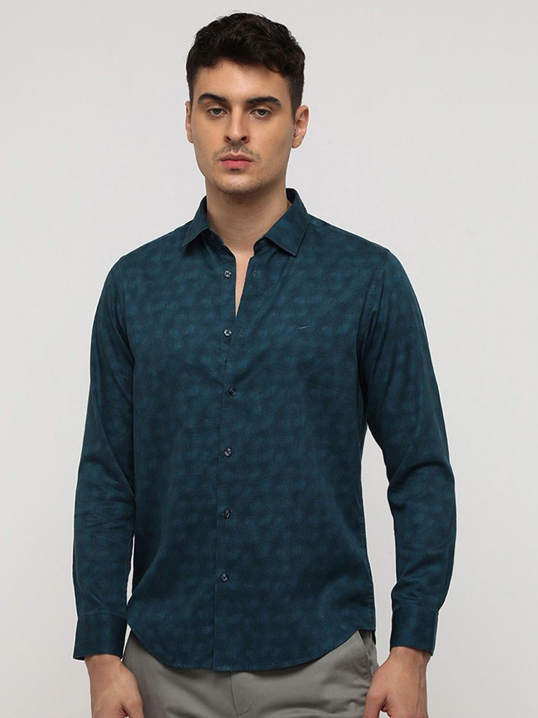 

Crocodile Men Comfort Spread Collar Dyed Cotton Casual Shirt, Teal