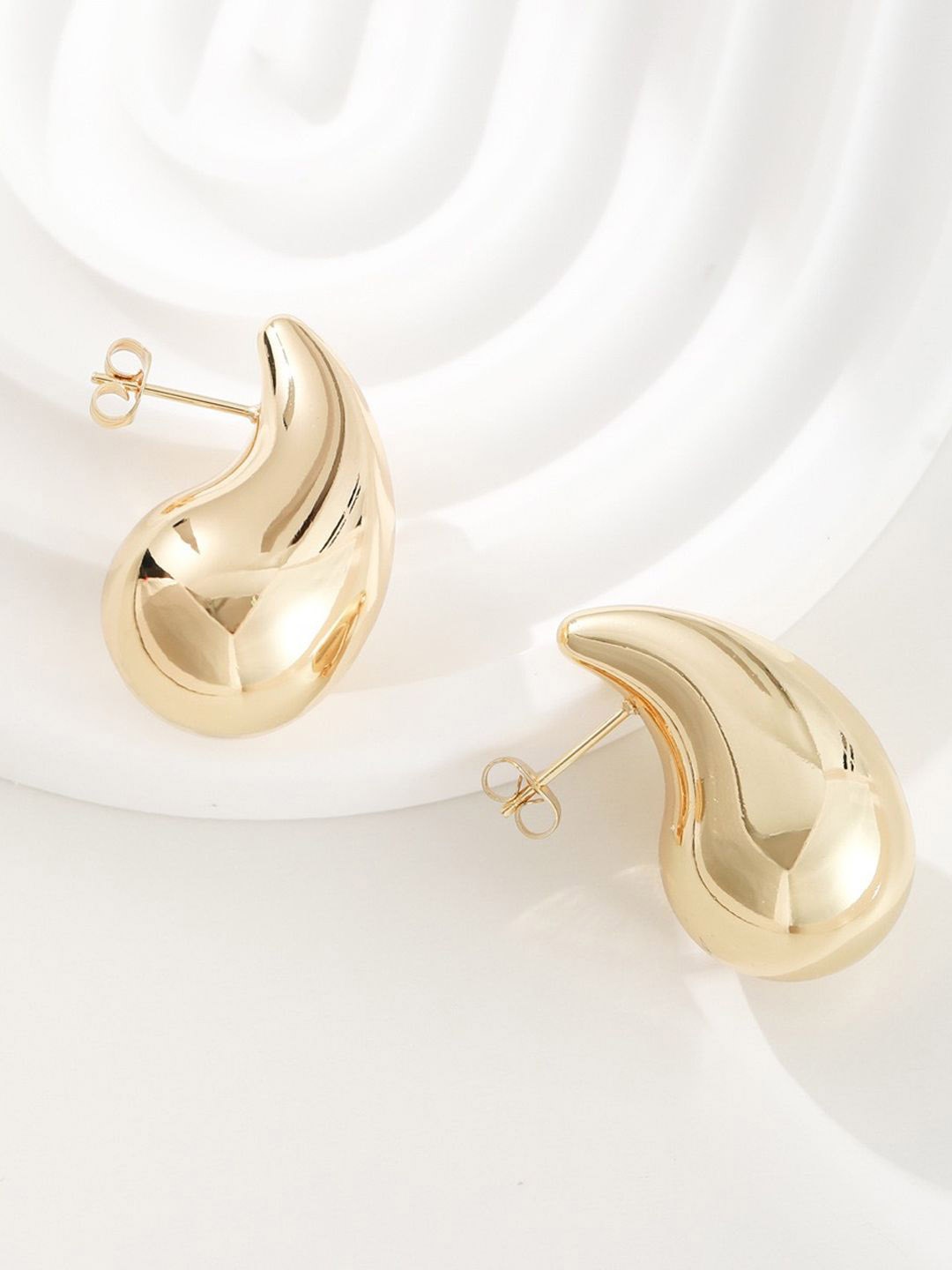 

KRENOZ Stainless Steel Teardrop Shaped Studs, Gold