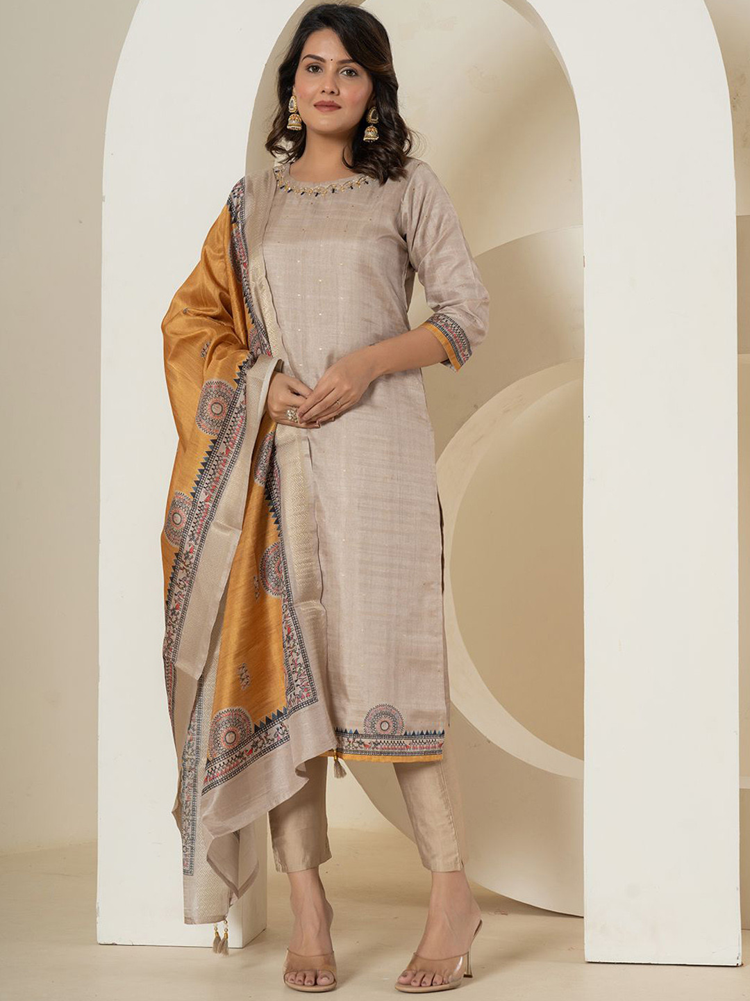 

Yufta Ethnic Motifs Embroidered Kantha Work Straight Kurta & Trousers With Dupatta, Beige