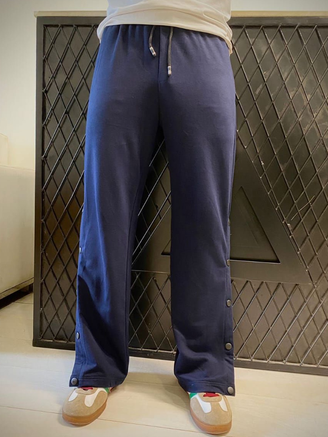 

Aesthetic Bodies Solid Men Retro Buttoned Track Pants, Navy blue